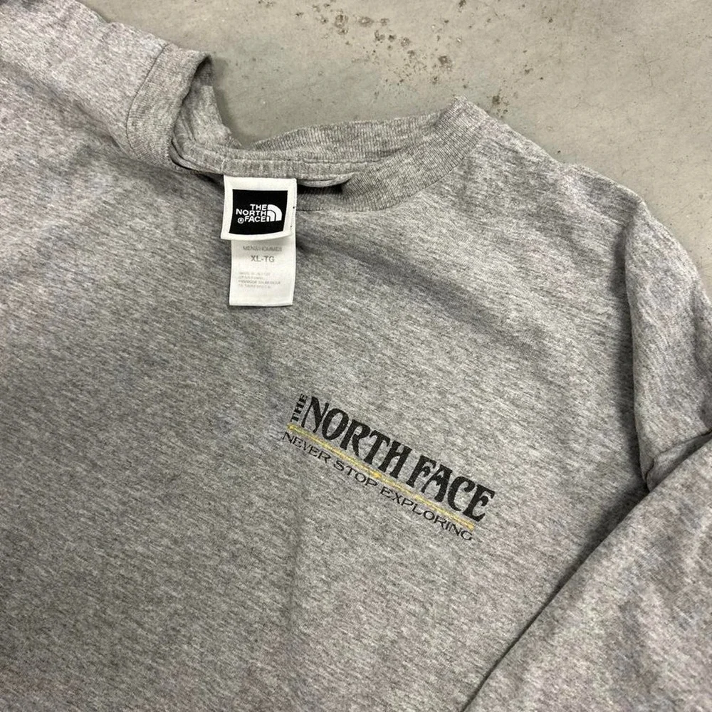 Vintage The North Face grey long sleeve shirt